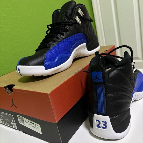 JORDAN 12 RETRO HYPER ROYAL - Picture 3 of 11